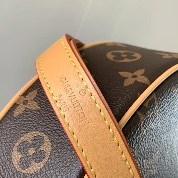 LOUIS VUITTON M81098 斜め掛けバッグ レディース斜め掛けチェーン 23x13cm サイズ:23x13cm