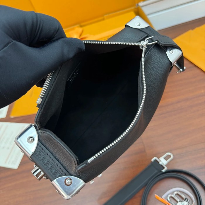 LOUIS VUITTON M25160 本革 斜め掛けバッグ レディース斜め掛け 23.5x16x8.5cm サイズ:23.5x16x8.5cm