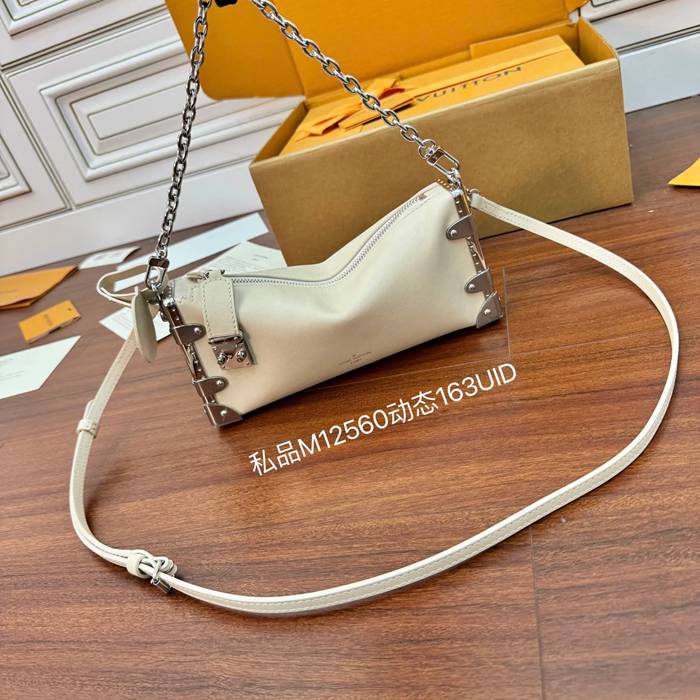 LOUIS VUITTON M12560 本革 斜め掛けバッグ レディース斜め掛け 23x12cm サイズ:23x12cm
