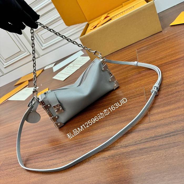 LOUIS VUITTON M12596 本革 斜め掛けバッグ レディース斜め掛け 23x12cm サイズ:23x12cm