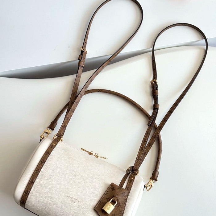 LOUIS VUITTON M29392 牛皮 モノグラム キャンバス 斜め掛けバッグ レディース斜め掛け 26x17x13.5cm サイズ:26x17x13.5cm