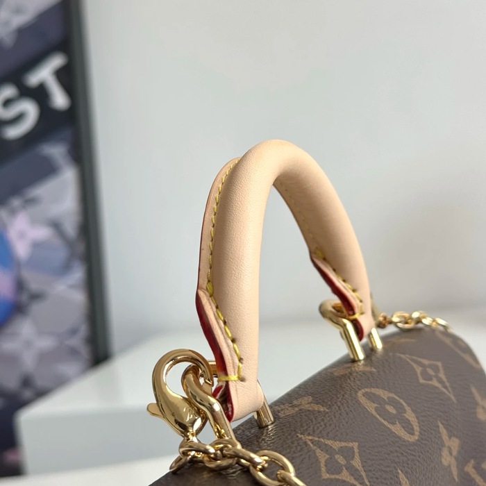 LOUIS VUITTON M28426 キャンバス モノグラム 斜め掛けバッグ レディース斜め掛けチェーン 21x12.5cm サイズ:21x12.5cm