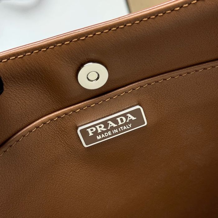 PRADA 1BC499 カーフスキン、レザー ホワイト、ゴールド 斜め掛けバッグ クラシック 27x21cm サイズ:27x21cm