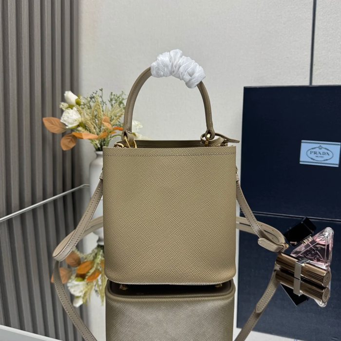 PRADA 1BA217 レザー ゴールド、プリント 斜め掛けバッグ、ショルダーバッグ、バケツバッグ クラシック、ミニ 18x17x10cm サイズ:18x17x10cm