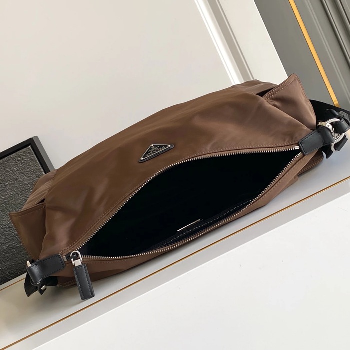 PRADA 2VH204 ナイロン、レザー ゴールド 斜め掛けバッグ、ショルダーバッグ ナイロン、クラシック 43x30x15cm サイズ:43x30x15cm