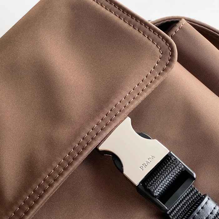 PRADA 2VH204 ナイロン、レザー ゴールド 斜め掛けバッグ、ショルダーバッグ ナイロン、クラシック 43x30x15cm サイズ:43x30x15cm