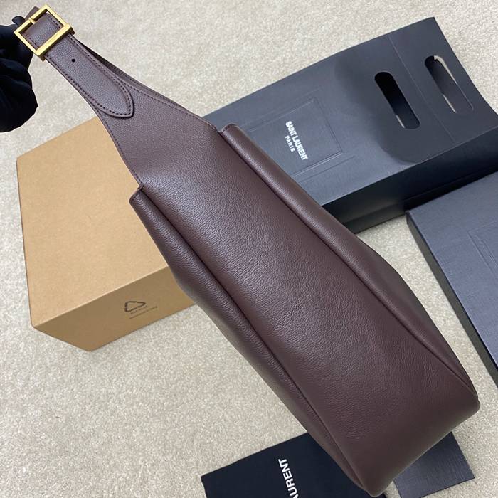 SAINT LAURENT 753837 ブラウン、ゴールド 脇下バッグ 大、クラシック 31x30x13cm サイズ:31x30x13cm
