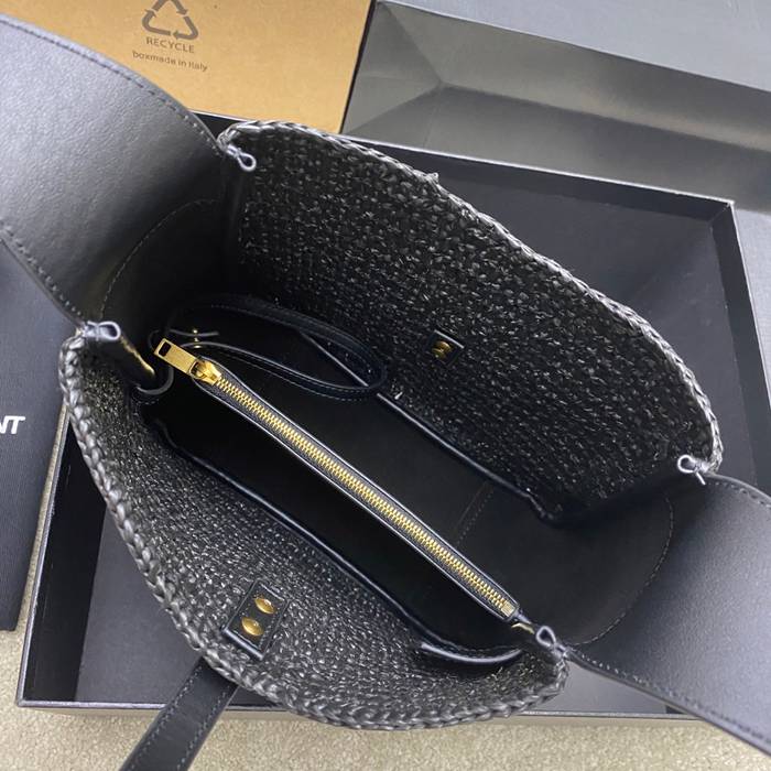 SAINT LAURENT 823812 編み ブラック、ゴールド 脇下バッグ クラシック 22x22x10cm サイズ:22x22x10cm