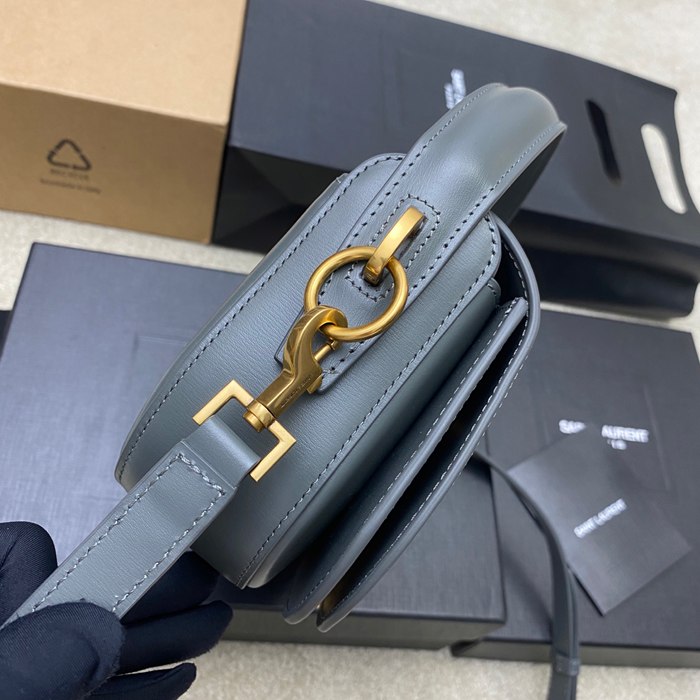 SAINT LAURENT 787671 グレー、ゴールド 脇下バッグ クラシック 25x15cm サイズ:25x15cm
