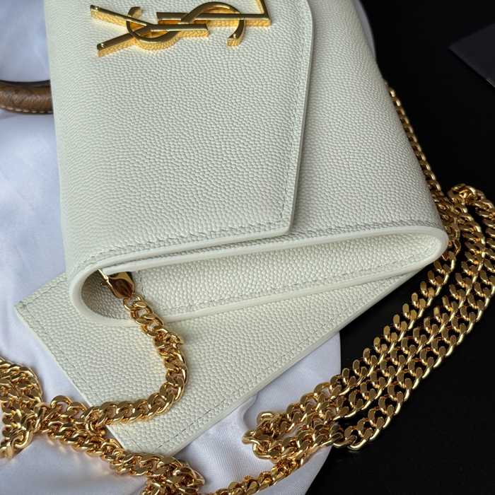 SAINT LAURENT 607788 カーフレザー ゴールド 封筒バッグ チェーン、封筒、ミニ、クラシック 19x12cm サイズ:19x12cm