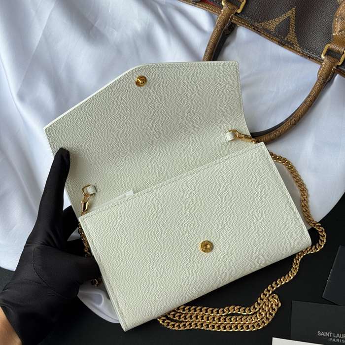 SAINT LAURENT 607788 カーフレザー ゴールド 封筒バッグ チェーン、封筒、ミニ、クラシック 19x12cm サイズ:19x12cm