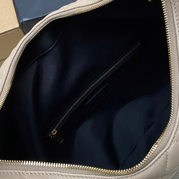 SAINT LAURENT 858160 ラムレザー ゴールド ハンドバッグ イカール 47x35x15cm サイズ:47x35x15cm