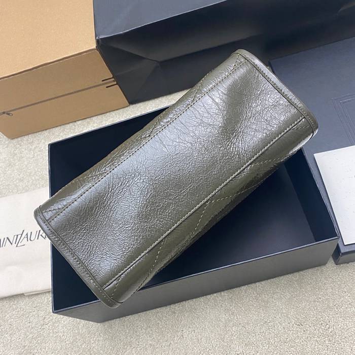 SAINT LAURENT 872680 カーフレザー ブラック、グリーン、ゴールド ハンドバッグ チェーン、ニキ 25x22x10cm サイズ:25x22x10cm