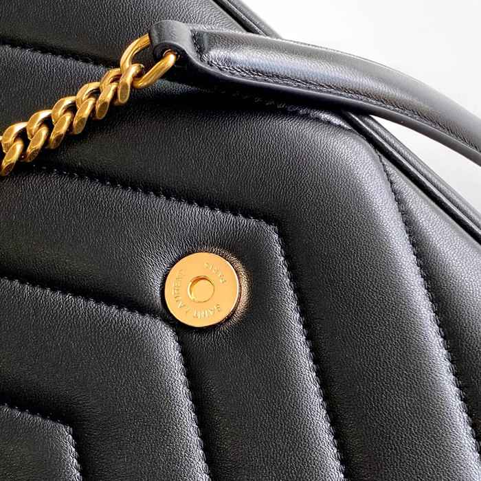 SAINT LAURENT 801439 ラムレザー 斜め掛けバッグ チェーン 29x17cm サイズ:29x17cm