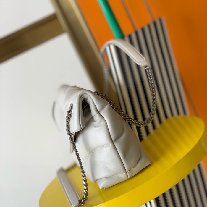 SAINT LAURENT 577476 ラムレザー、カーフレザー 斜め掛けバッグ チェーン、クラシック 29x17x11cm サイズ:29x17x11cm