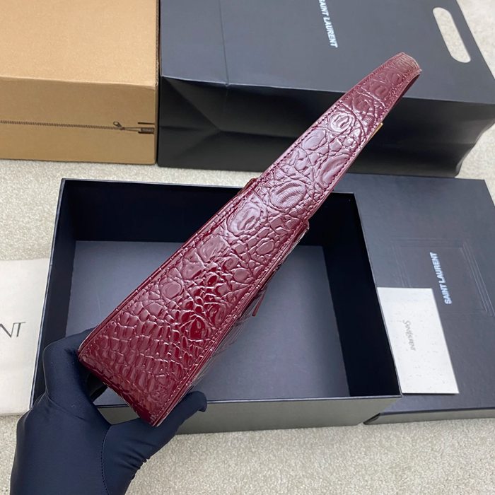 SAINT LAURENT 657228 ワニ革 レッド、ゴールド ショルダーバッグ、脇下バッグ クラシック 16x6cm サイズ:24.5x16x6cm