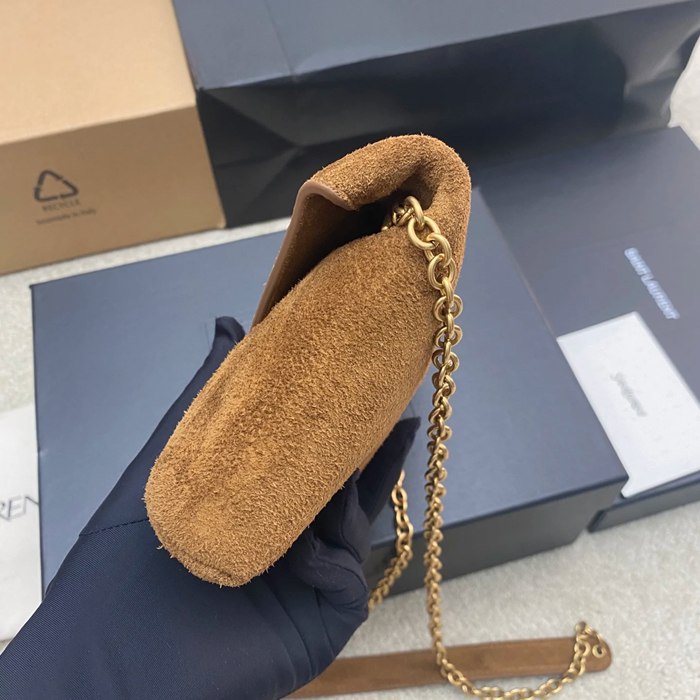 SAINT LAURENT 819271 ラムレザー、エレファント ゴールド、キャラメル、マット 斜め掛けバッグ、チェーンバッグ、封筒バッグ チェーン、封筒、カリプソ、ミニ 19x12cm サイズ:19x12cm