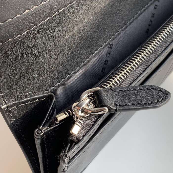 BURBERRY 80166131 ヴィンテージチェック 二つ折り長財布 黒革トリム サイズ:19x10x2.5cm
