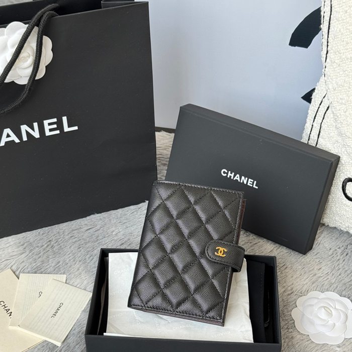 CHANEL AP3196 パスポート&ウォレット 二合一 カヴィア サイズ:15x10cm