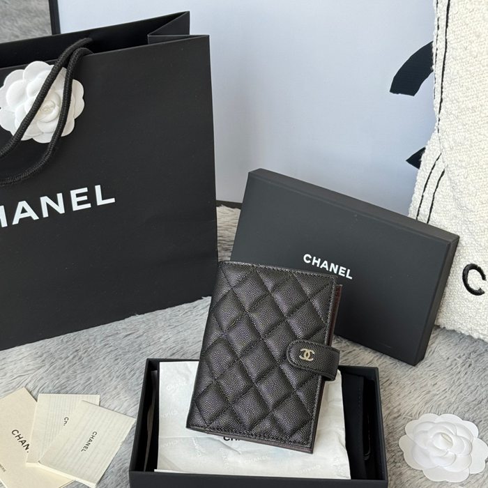CHANEL AP3196 パスポート&ウォレット 二合一 カヴィア サイズ:15x10cm