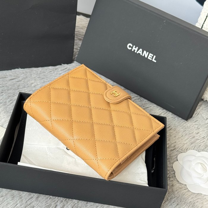 CHANEL AP3196 パスポート&ウォレット 二合一 カヴィア サイズ:15x10cm