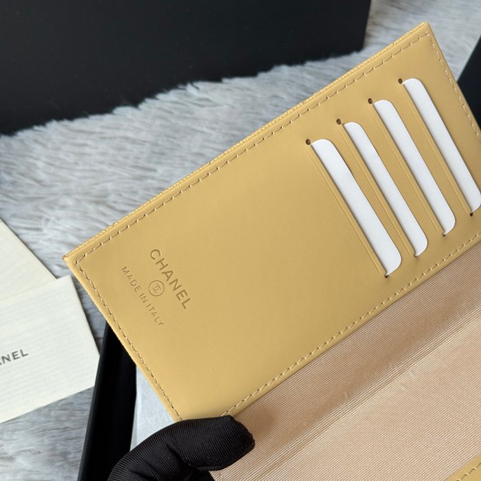 CHANEL AP3197 クラシックパスポートケース カヴィア粒革 サイズ:14.5x10.5cm