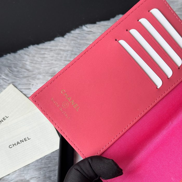 CHANEL AP3197 クラシックパスポートケース カヴィア粒革 サイズ:14.5x10.5cm