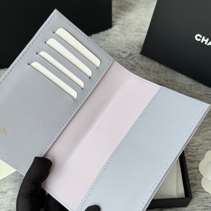 CHANEL AP3197 クラシックパスポートケース カヴィア粒革 サイズ:14.5x10.5cm