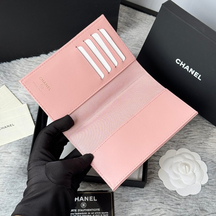 CHANEL AP3197 クラシックパスポートケース カヴィア粒革 サイズ:14.5x10.5cm