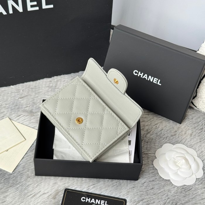 CHANEL AP0230 84401 三つ折り財布 細粒牛皮 サイズ:10.5x7.5cm