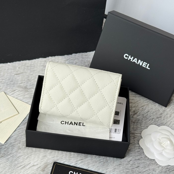 CHANEL AP0230 84401 三つ折り財布 細粒牛皮 サイズ:10.5x7.5cm