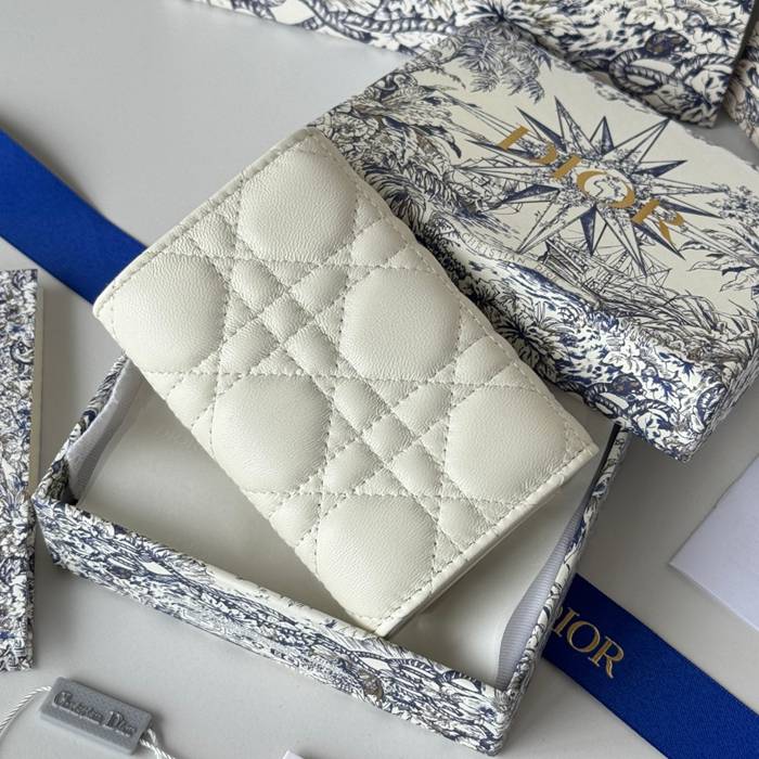 DIOR S0966ONMJ マイディオール グリシン 財布 ラム革 サイズ:11x7.5x2.5cm