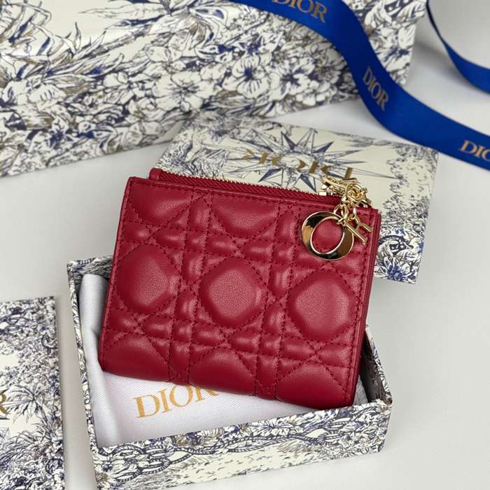 DIOR S6037UBHZ カロ?ダリア 長財布 藤編みラム革 サイズ:11.5x9cm