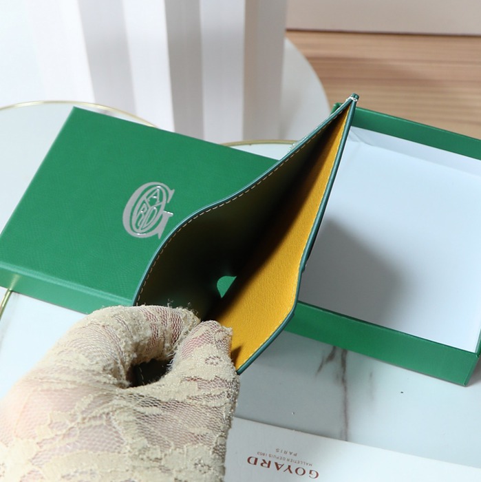 GOYARD 020234 パスポートケース サイズ:8x11cm