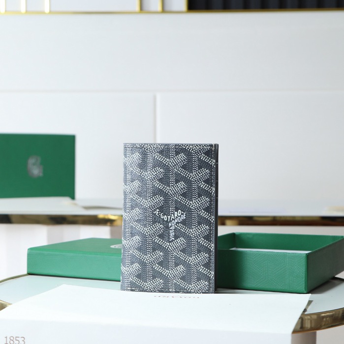 GOYARD 020234 パスポートケース サイズ:8x11cm