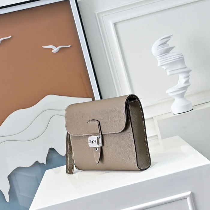 HERMES サック ア デペッシュ 信差バッグ 21cm トゴ革 サイズ: