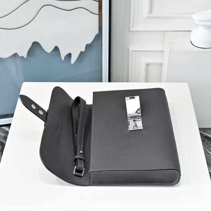 HERMES サック ア デペッシュ 信差バッグ 21cm トゴ革 サイズ: