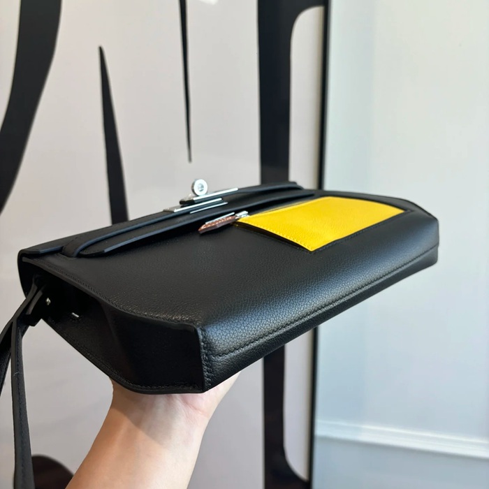 HERMES ケリー デペッシュ 25 クラッチバッグ エバーカラー革 ショルダーストラップ付き サイズ: