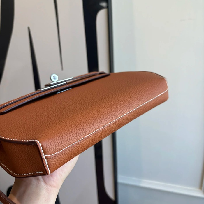HERMES ケリー デペッシュ 25 クラッチバッグ トゴ革 ショルダーストラップ付き サイズ: