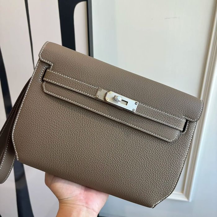 HERMES ケリー デペッシュ 25 クラッチバッグ トゴ革 ショルダーストラップ付き サイズ: