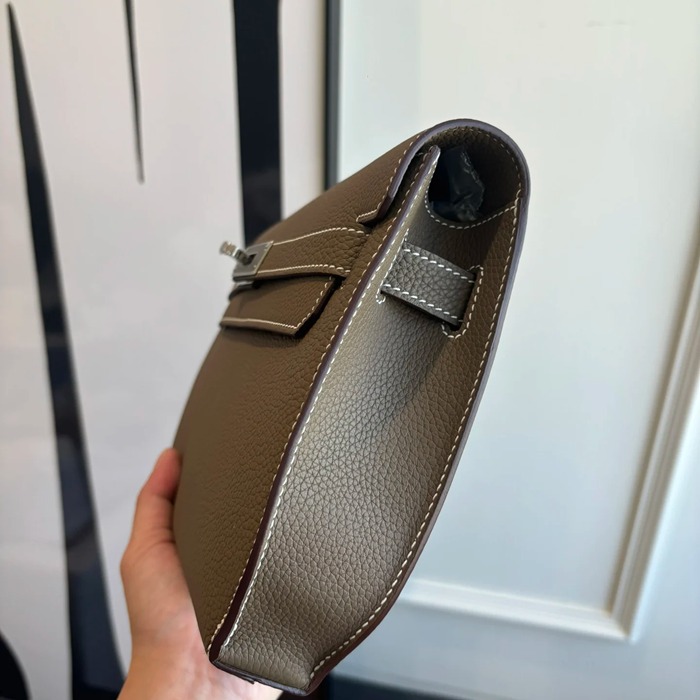 HERMES ケリー デペッシュ 25 クラッチバッグ トゴ革 ショルダーストラップ付き サイズ: