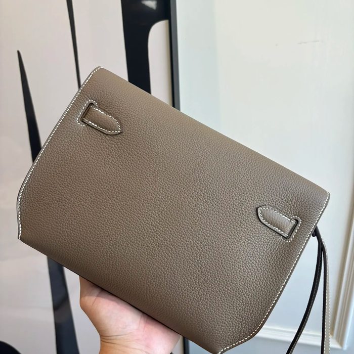 HERMES ケリー デペッシュ 25 クラッチバッグ トゴ革 ショルダーストラップ付き サイズ: