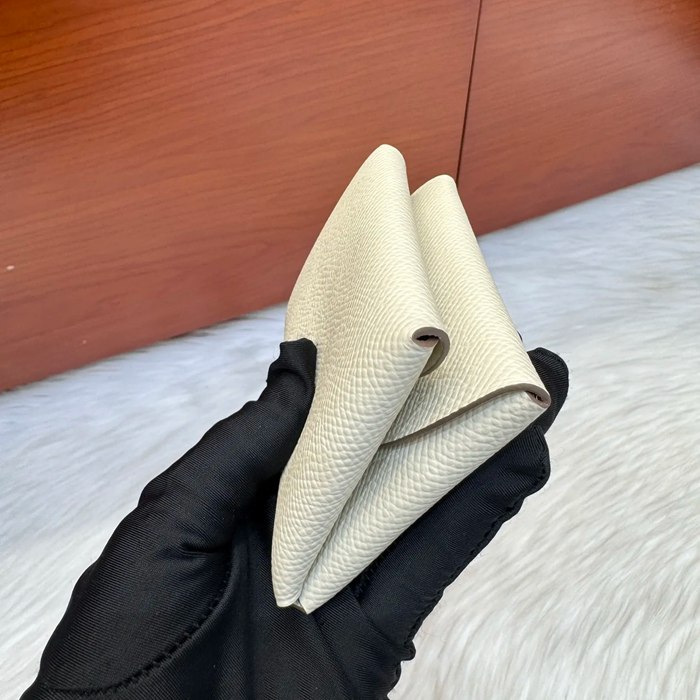 HERMES カルヴィ デュオ 二層カードケース エプソム ミルキーホワイト シルバー金具 サイズ: