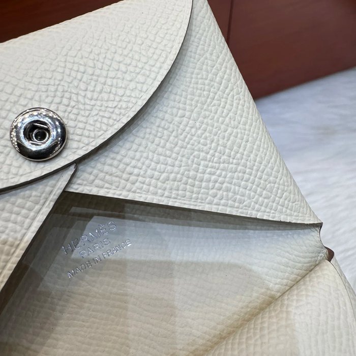 HERMES カルヴィ デュオ 二層カードケース エプソム ミルキーホワイト シルバー金具 サイズ:
