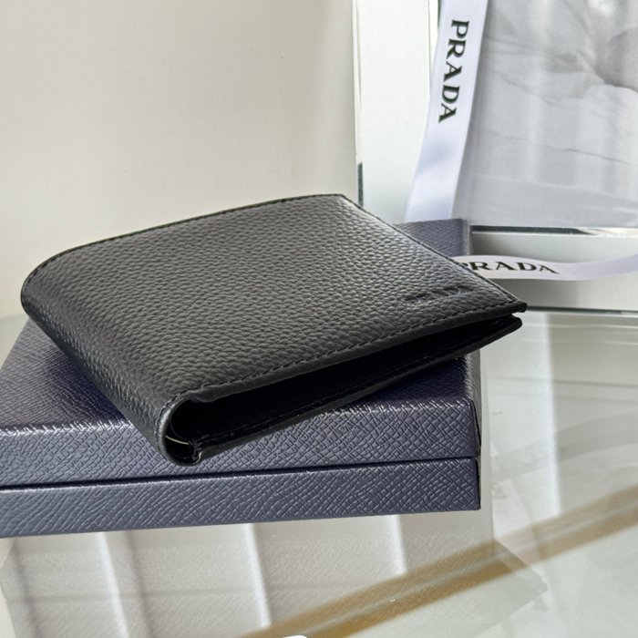 PRADA 2M0513 メンズ短財布 荔枝紋牛皮 サイズ:11x9.5cm
