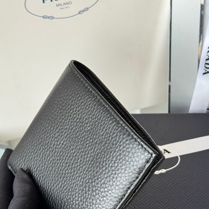 PRADA 2M0513 メンズ短財布 荔枝紋牛皮 サイズ:11x9.5cm