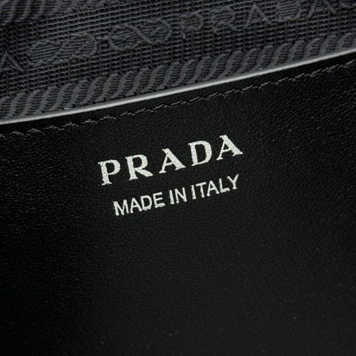 PRADA 2NH024 クラッチバッグ サフィアーノ十字紋 サイズ:24x17cm