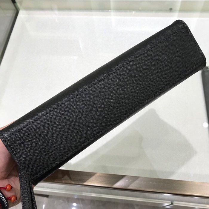 PRADA 2NE007 メンズクラッチバッグ サフィアーノ十字紋 サイズ:24x16.5x6.5cm