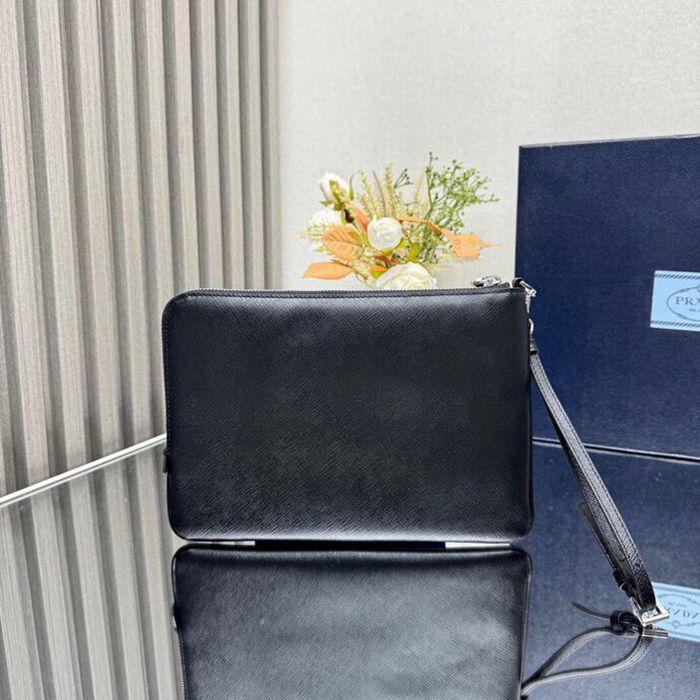 PRADA 2NH024 クラッチバッグ サフィアーノ十字紋 サイズ:24x17cm