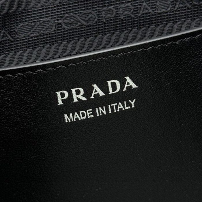 PRADA 2NH024 クラッチバッグ サフィアーノ十字紋 サイズ:24x17cm